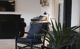 Hugo & Carters Backpackers & Motel